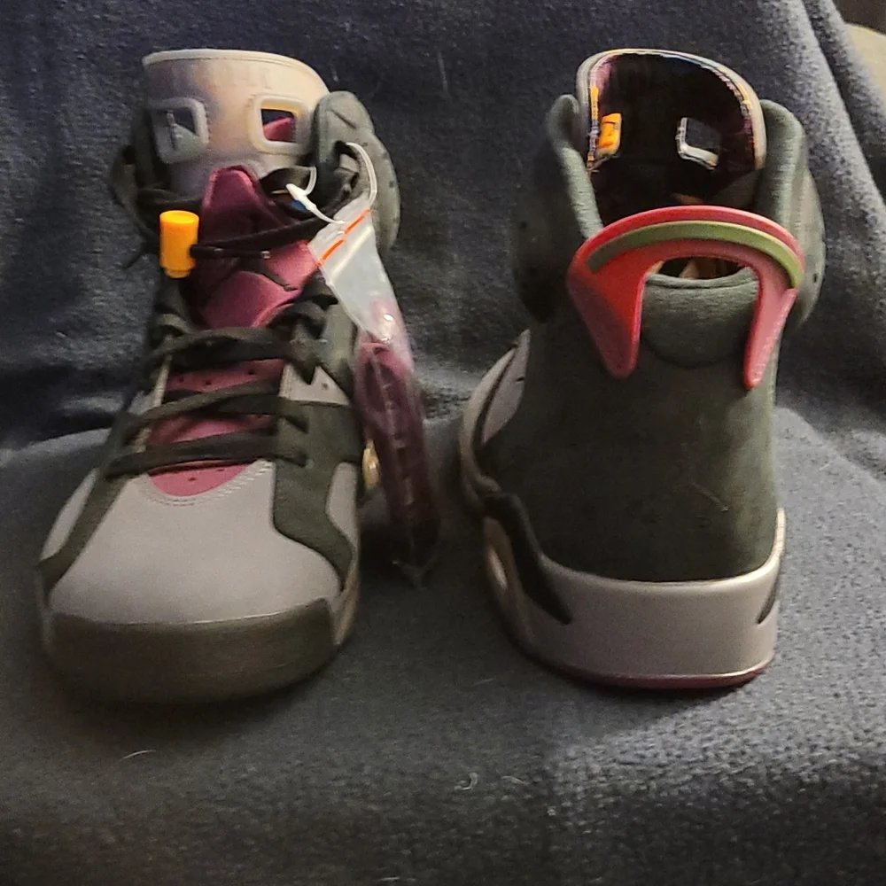 Air jordan 6 retro ( Bordeaux ) - Picture 3 of 5
